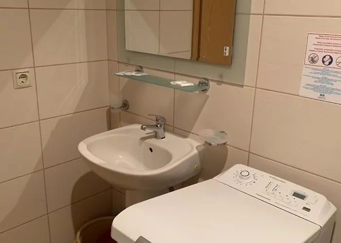 Harmony Hills Tomovi B21 *