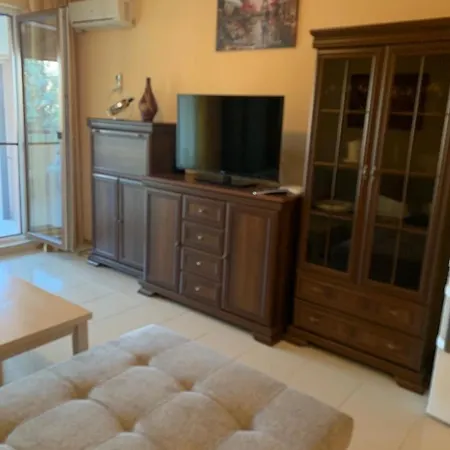 Harmony Hills Tomovi B21 *