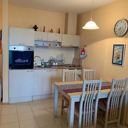 Harmony Hills Tomovi B21