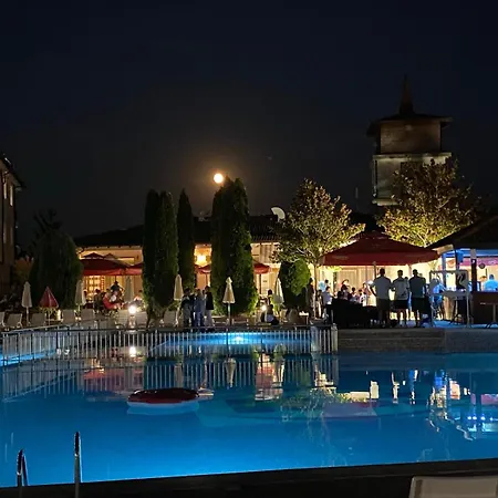 Harmony Hills Tomovi B21 רוגאצ'בו