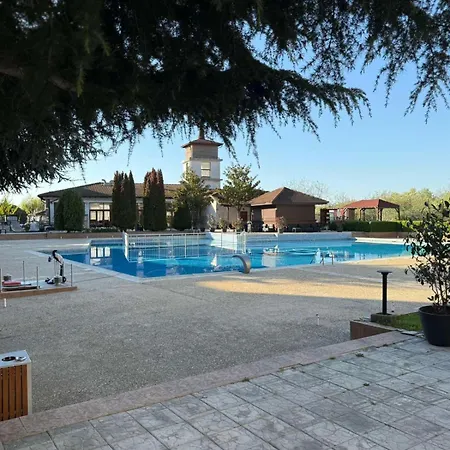 Harmony Hills Tomovi B21 דירה רוגאצ'בו